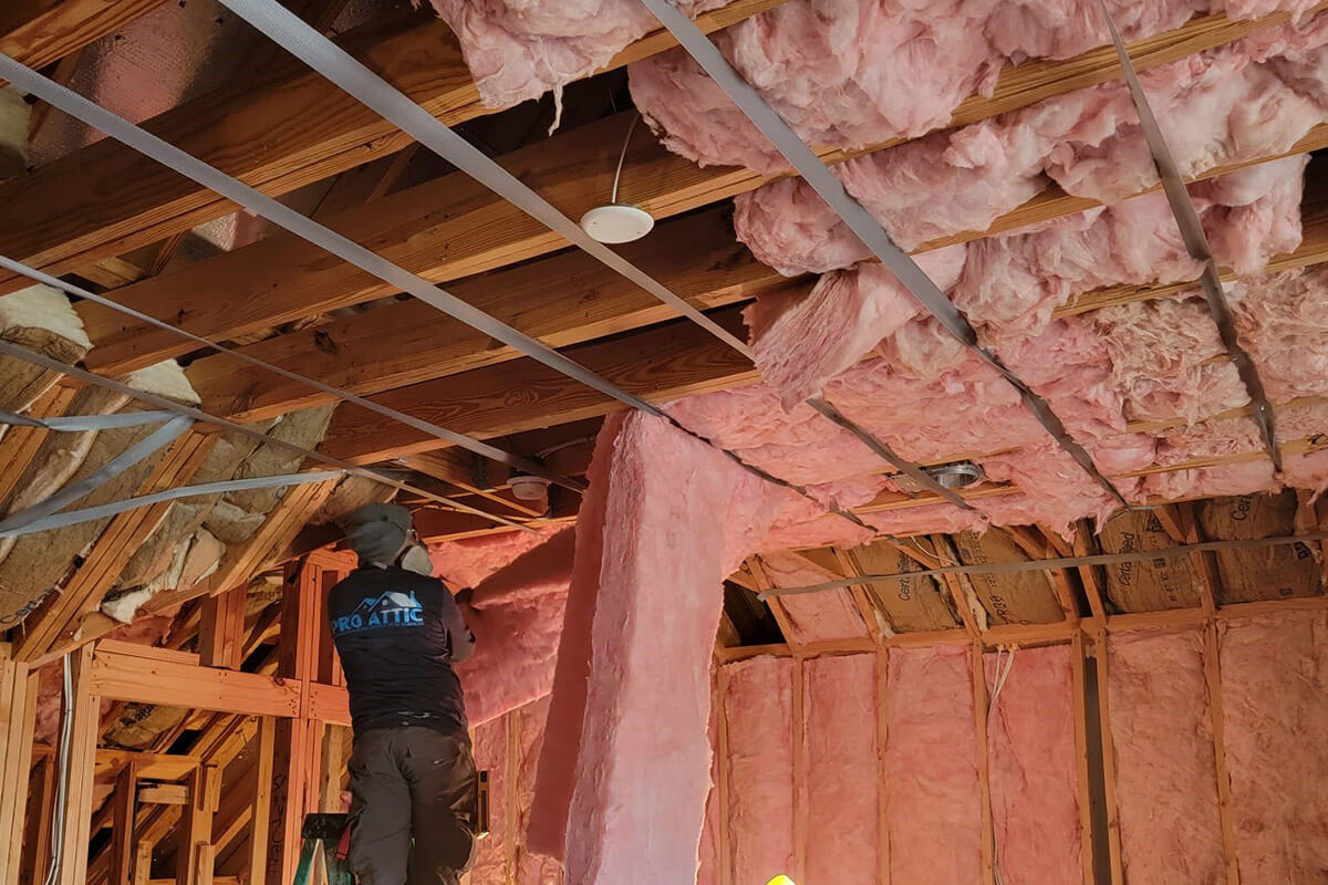 How Thick Should Attic Insulation Be in Florida - ProAttic Tampa